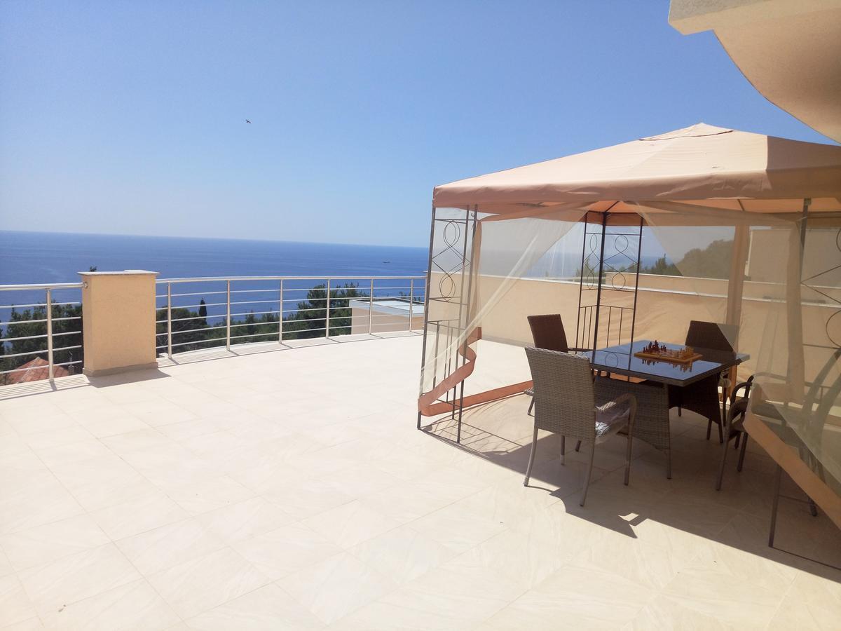 באר Villa Roan מראה חיצוני תמונה