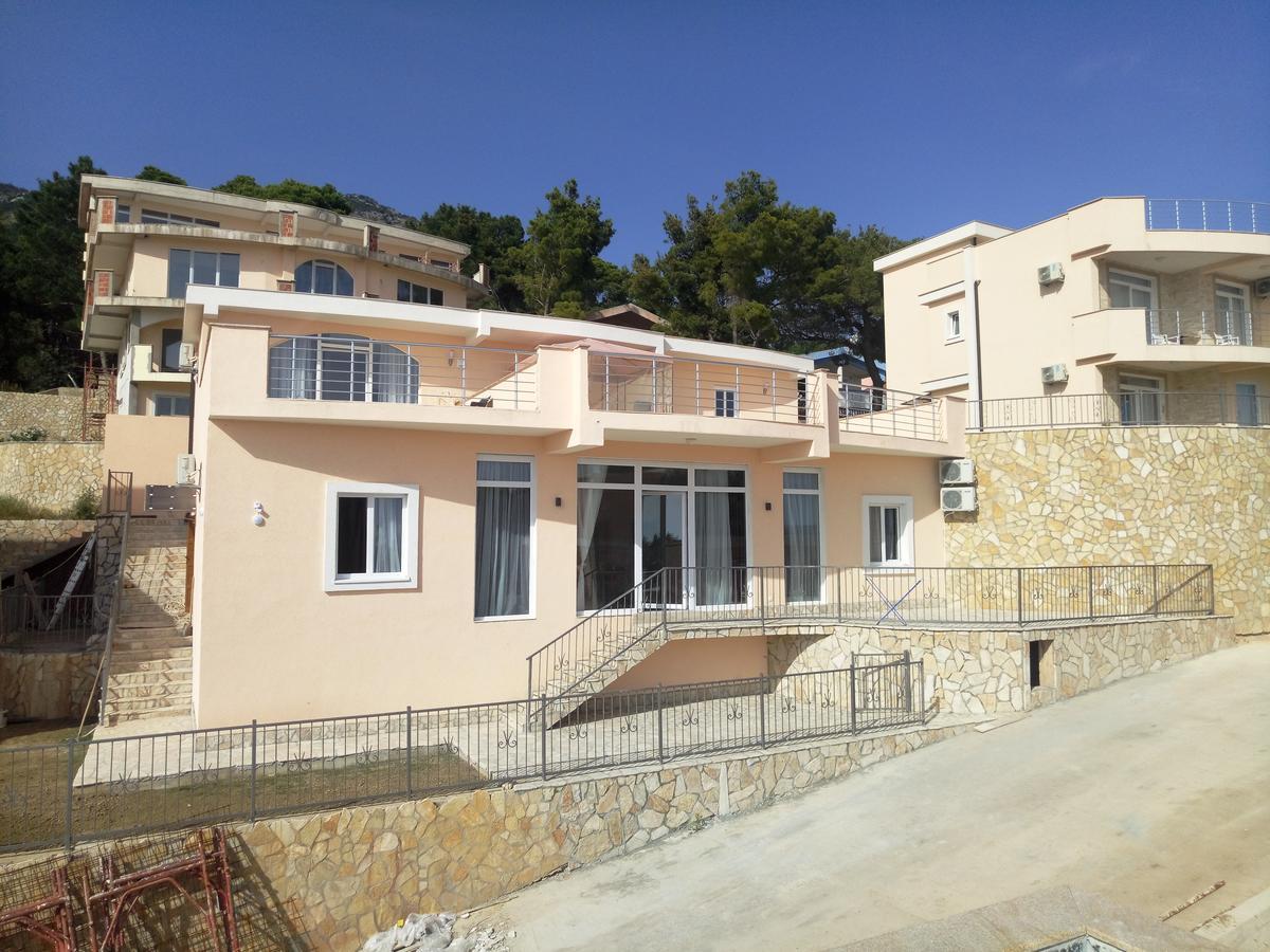 באר Villa Roan מראה חיצוני תמונה