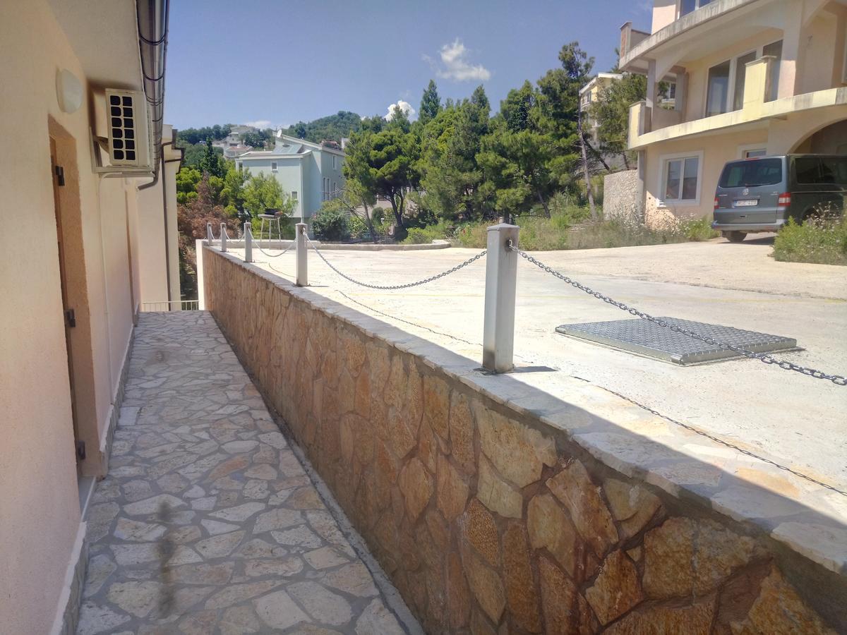 באר Villa Roan מראה חיצוני תמונה