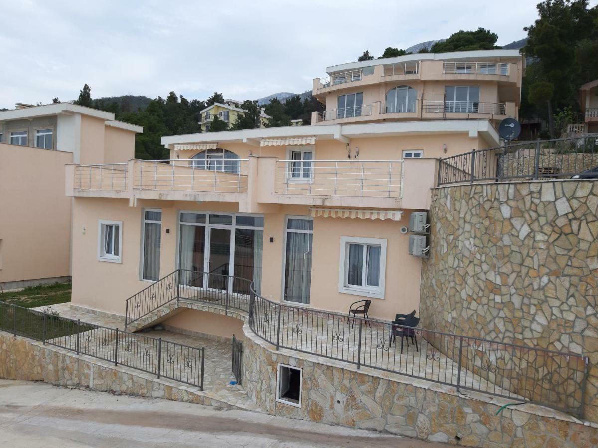 באר Villa Roan מראה חיצוני תמונה